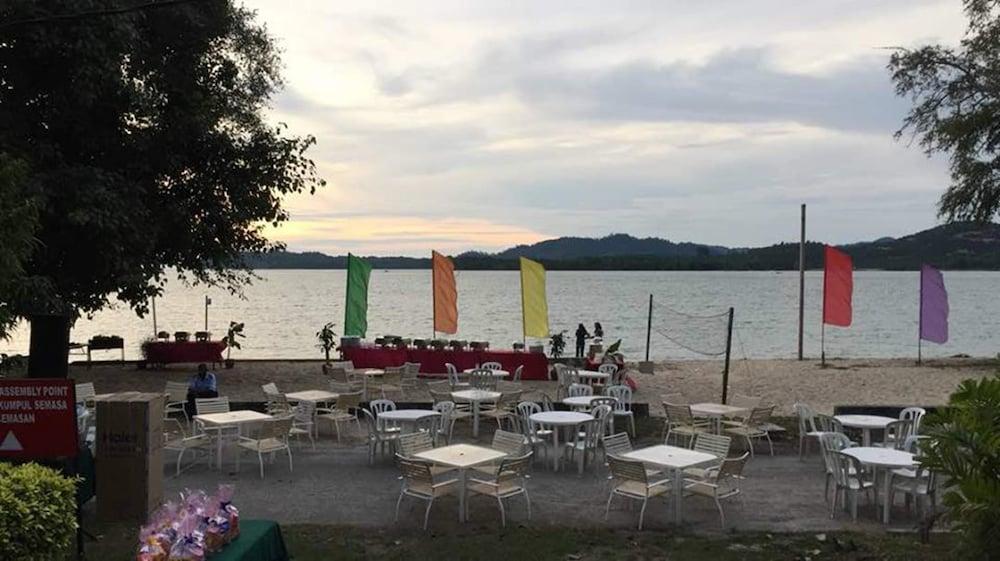 The Orient Star Resort Lumut Eksteriør billede